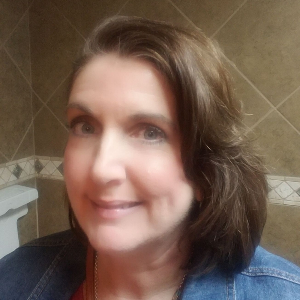 Meet your Posher, Claire